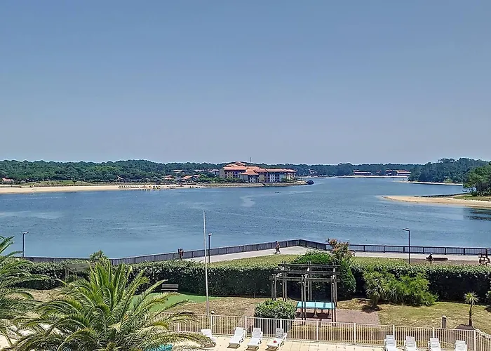 T2 Pour 4 Pers Avec Terrasse A Vieux-boucau - Fr-1-857-51 *